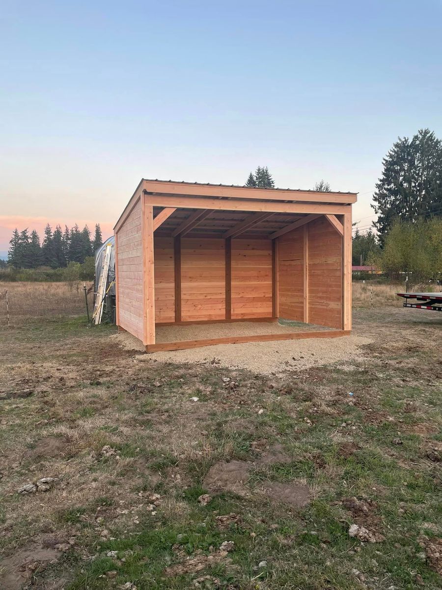 Shelters for Oats Equestrian Fencing LLC in Arlington, WA