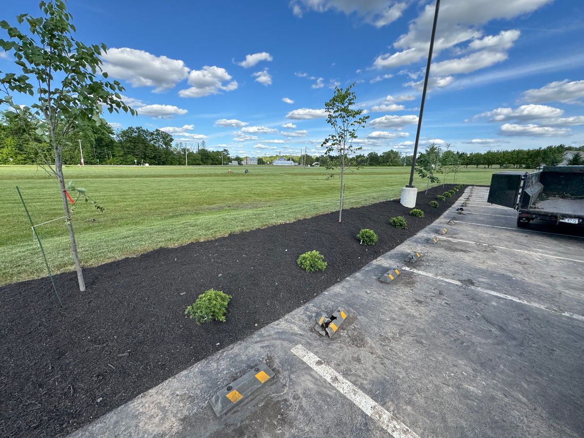 Mulch Installation for Dewhurst Landscaping & Lawncare in Pickerington, OH