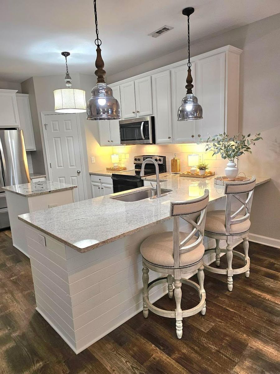 Kitchen and Cabinet Refinishing for Pinnacle Exteriors  in Mt. Juliet, TN