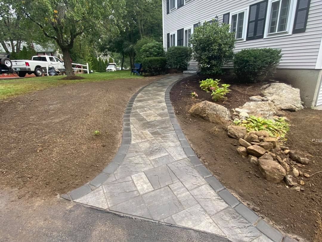 Hardscaping - Patios, Walkways, Retaining walls for Martin's Landscaping & Construction in Manchester, NH