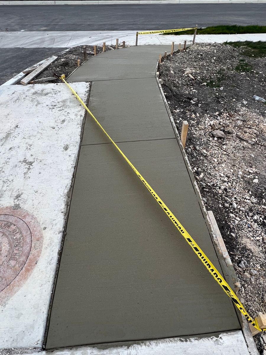 Sidewalk Installation for Leo's Concrete Crew in Elgin, TX