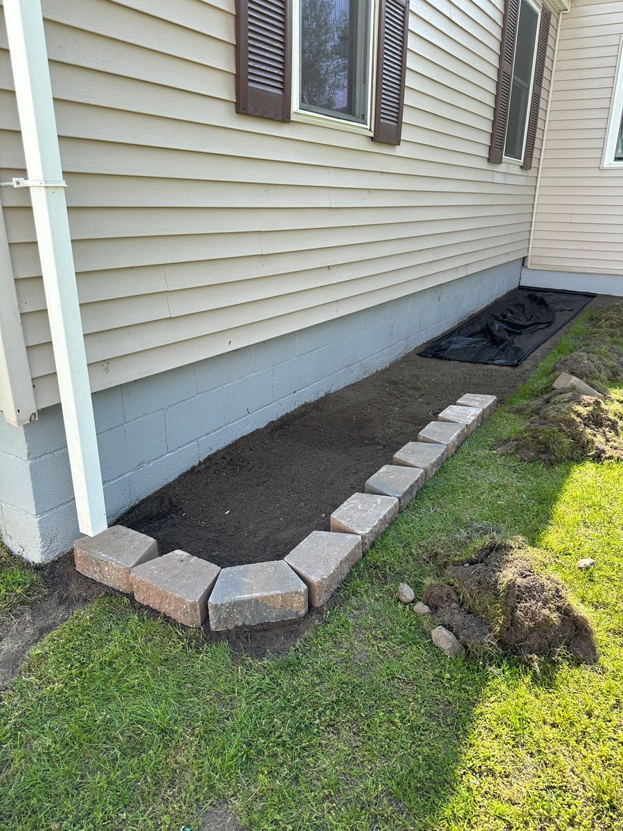 Garden Bed Mulching for Jack Of All Blades in Windsor County, VT