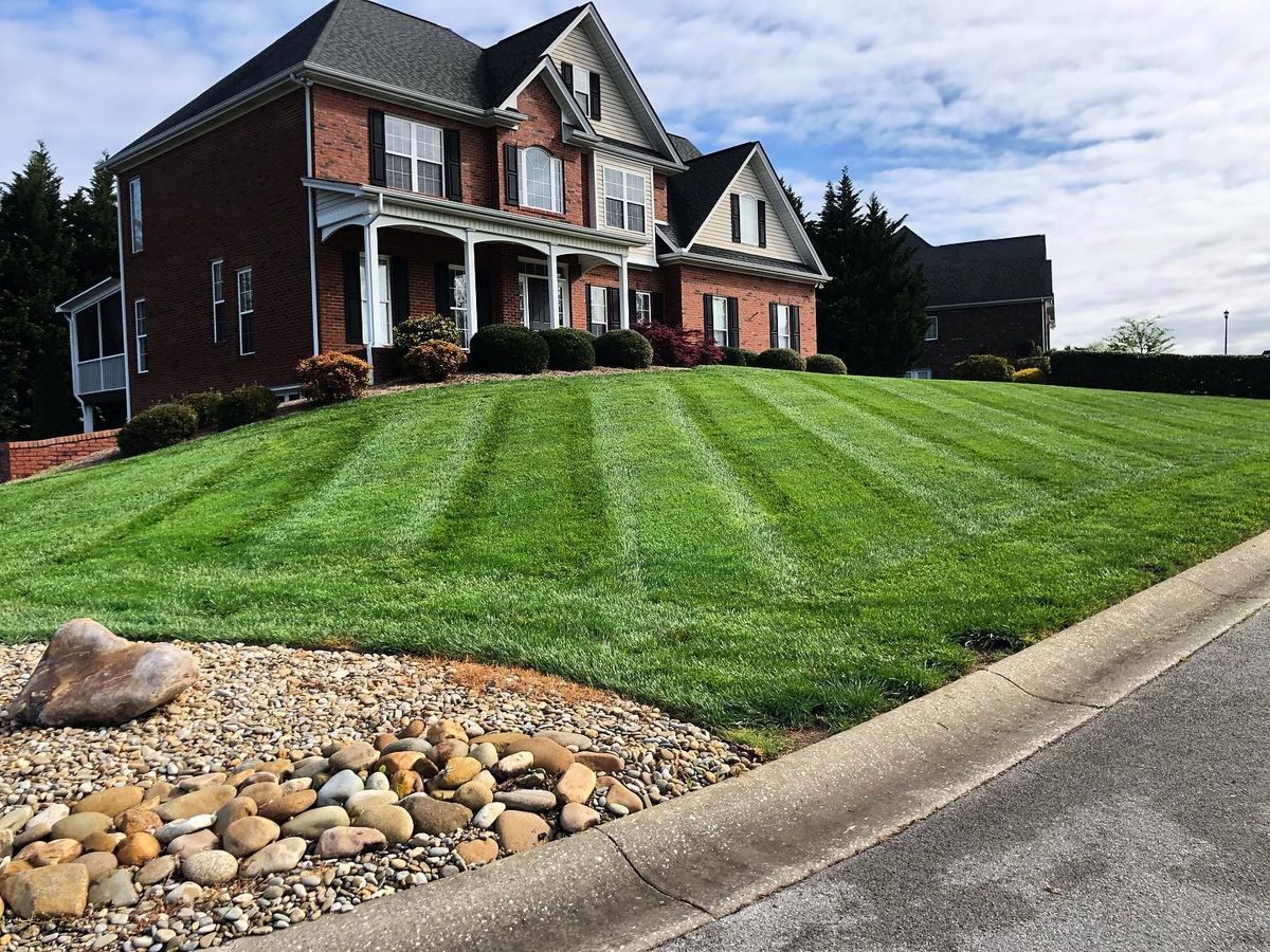 Landscaping for 3R Outdoor in Morristown, TN