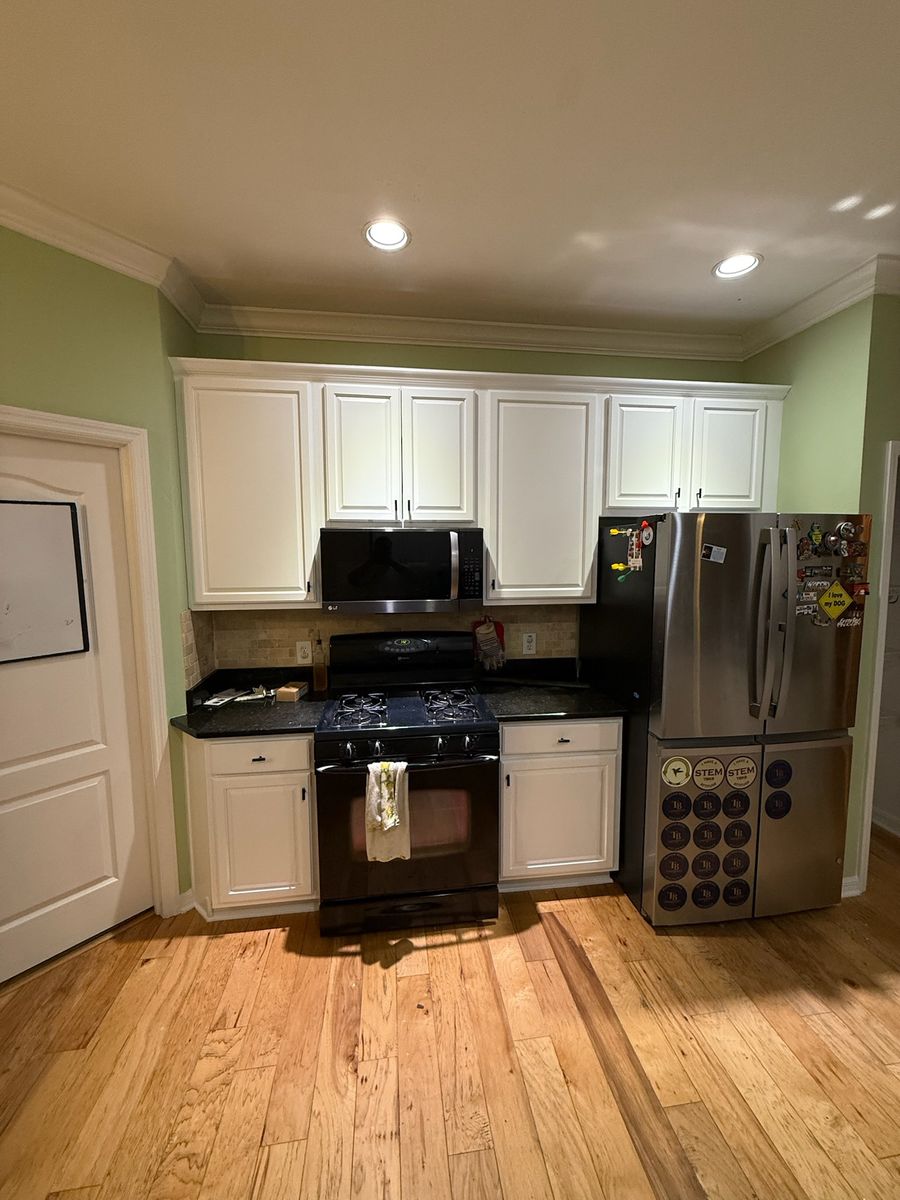 Kitchen and Cabinet Refinishing for Escorpio Painting in Tampa, FL