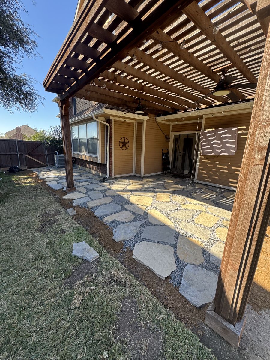 Carpentry for Living Stream Renovations LLC in Dallas, TX