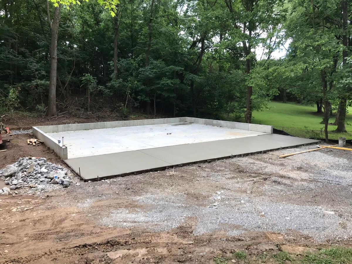 Concrete Slab Construction for MidWest Concrete in Benton, MO