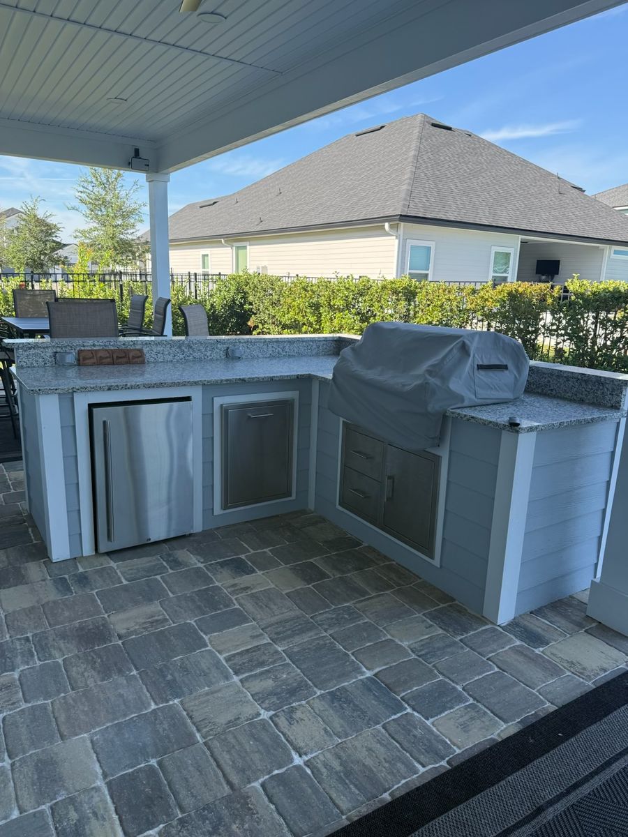 Outdoor Kitchen Construction for MI Contracting LLC in St. Augustine, FL