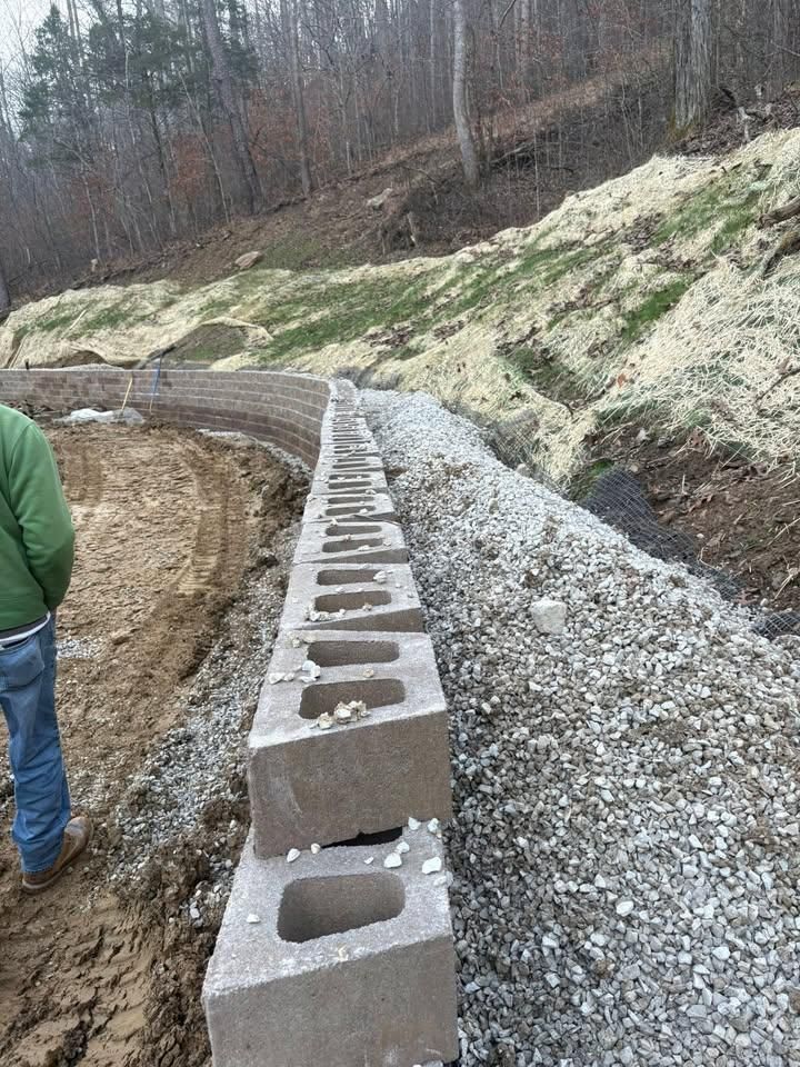 Curbing for Dust Till Dawn Lawn in London, Kentucky