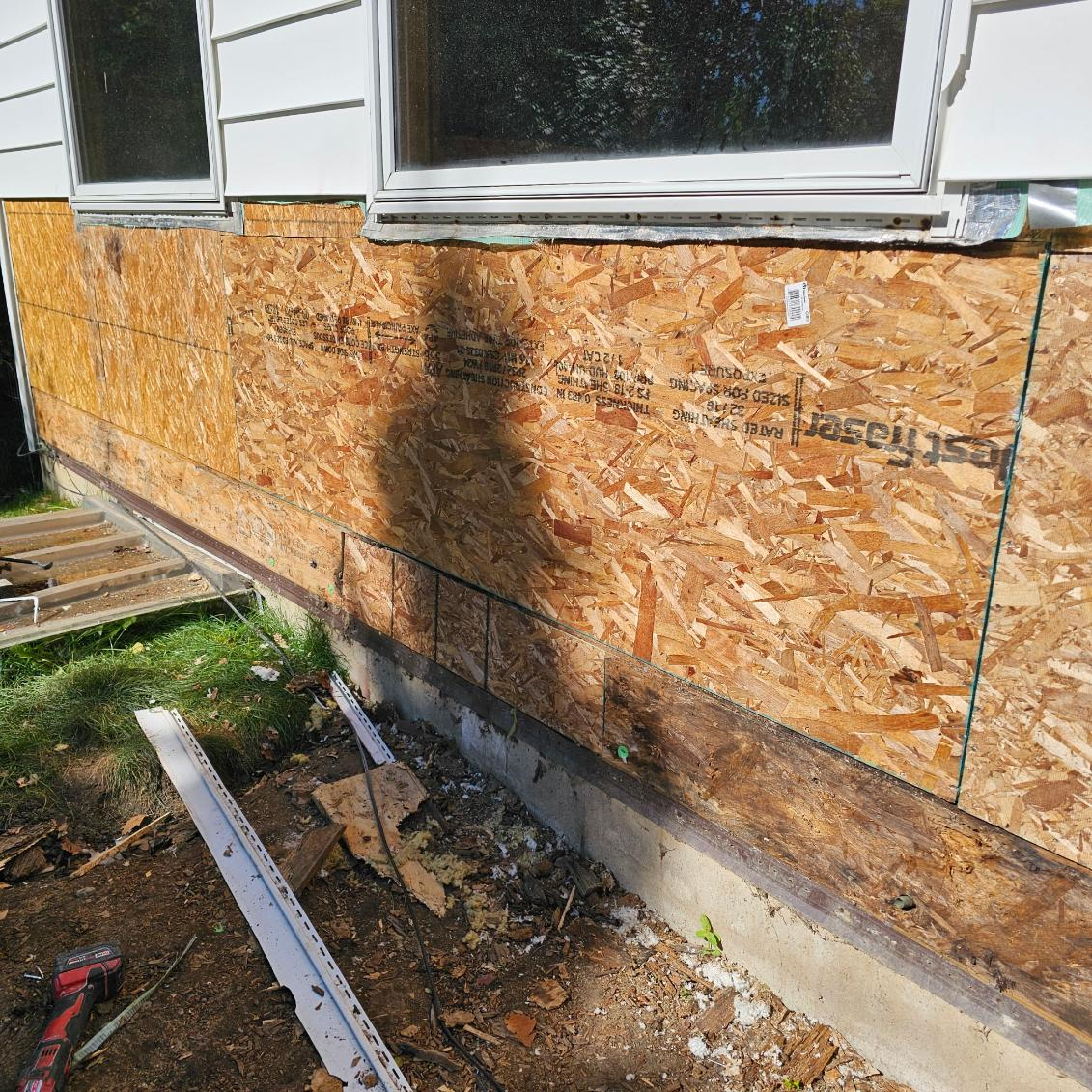 Carpentry Services for McCoy's Painting  in Garden City, MI