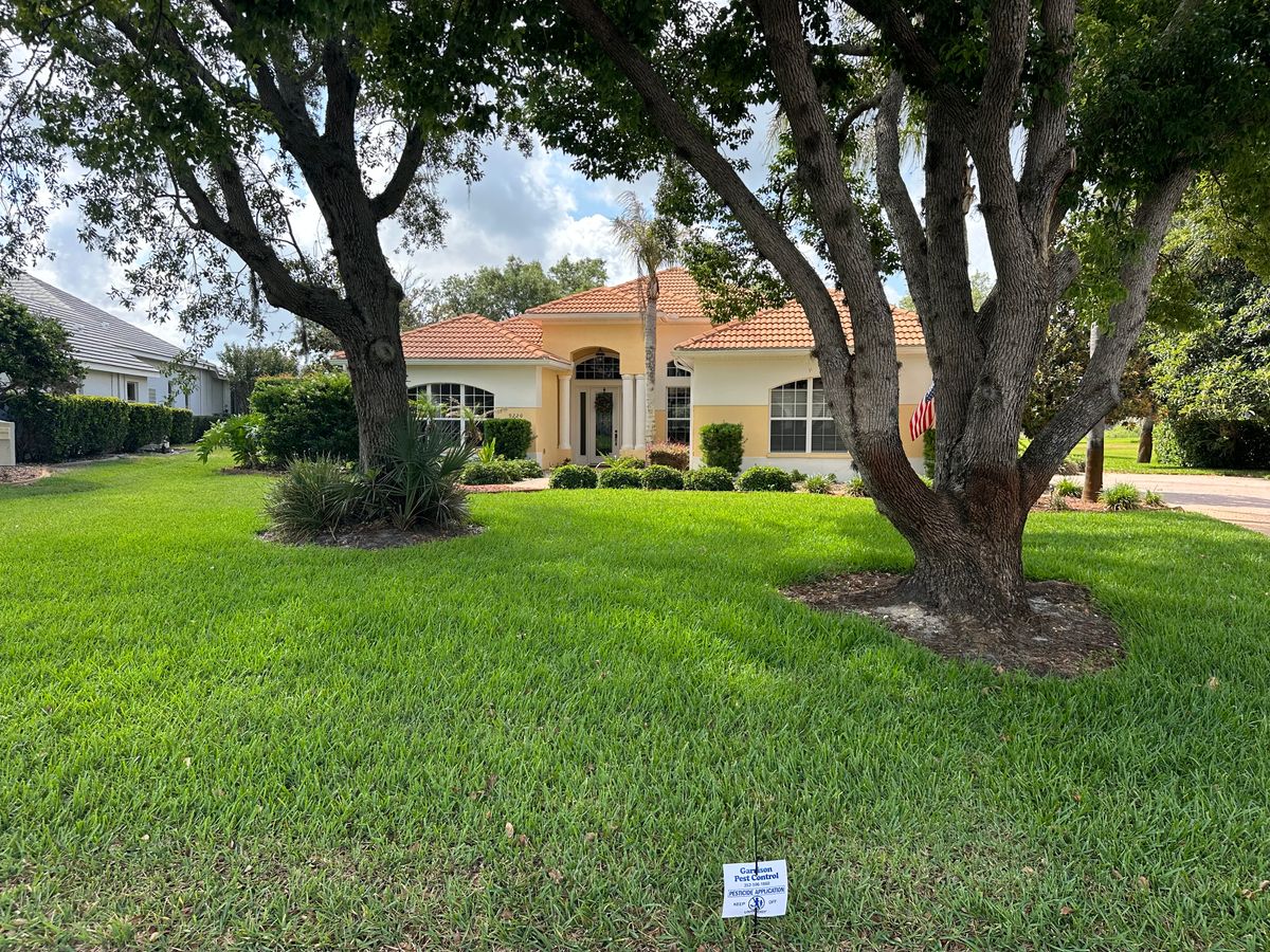 Lawn Spraying for Garrison Pest Control Inc in Hernando County, FL