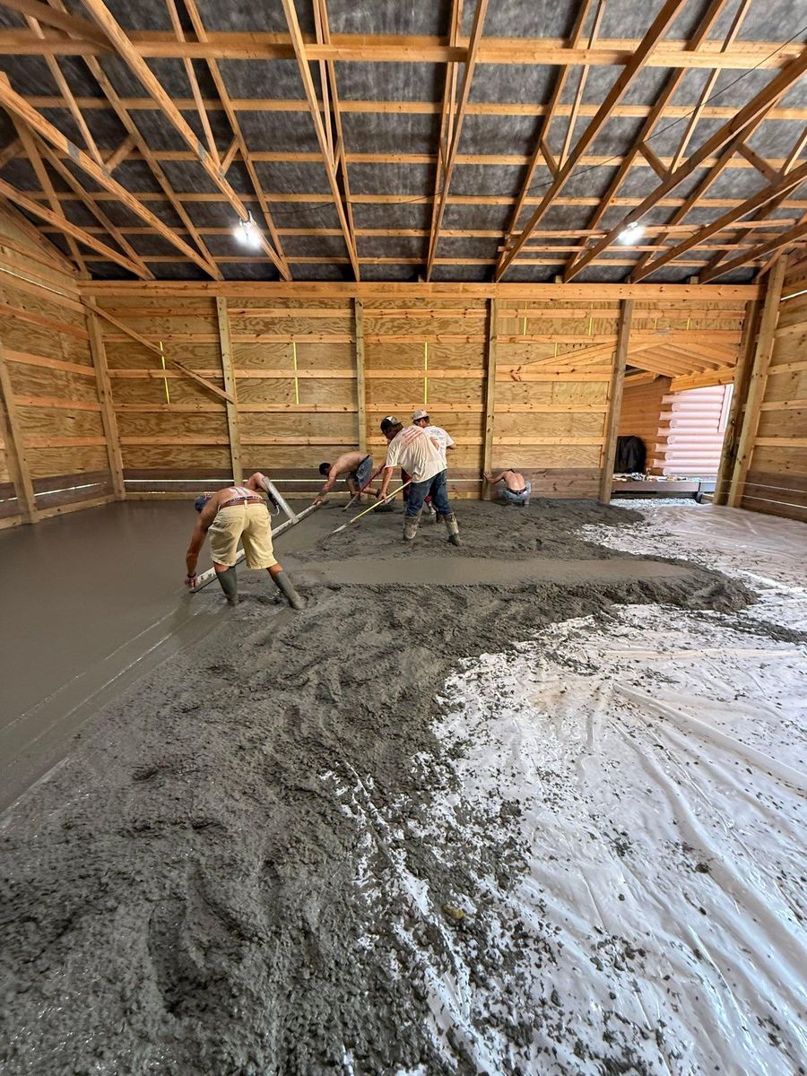 Driveways & Sidewalks for Whitfield Concrete Construction in Solsberry, IN