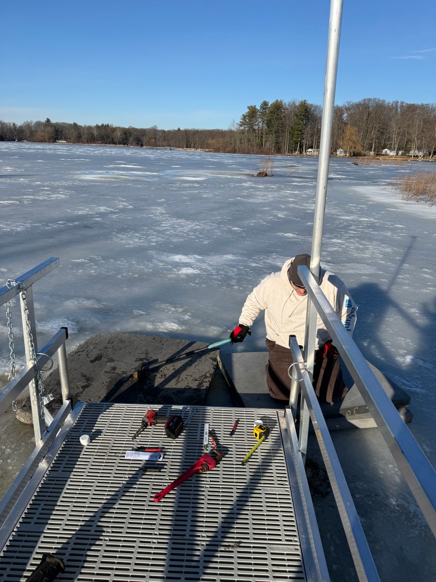Dock and Boat lift Maintenance Service for Wagner's Lift & Dock Shop LLC in Watervliet, MI