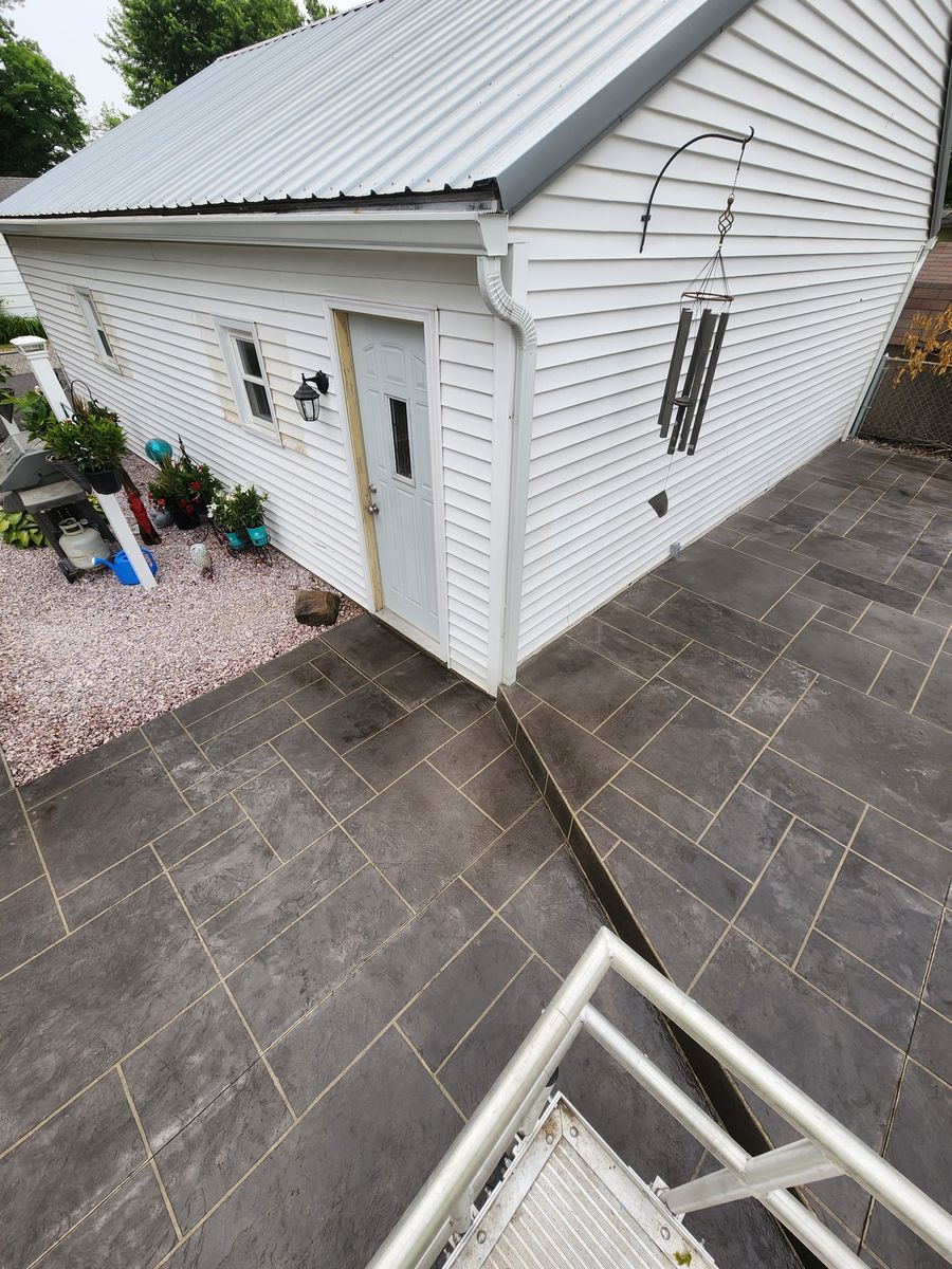 Concrete Repair/ Overlays for New Edge Concrete in Mount Vernon, OH