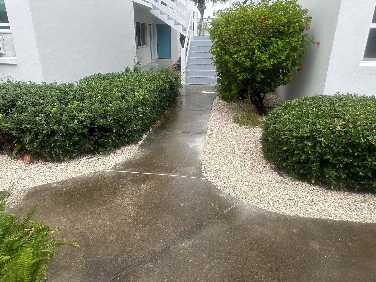 Landscaping & Outdoor Design for Space Coast Property Maintenance and Management LLC in Melbourne, FL