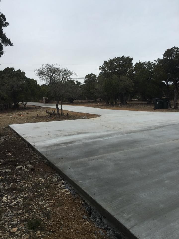 Driveways and Sidewalk Installation for United Concrete Construction L.L.C in San Marcos, TX