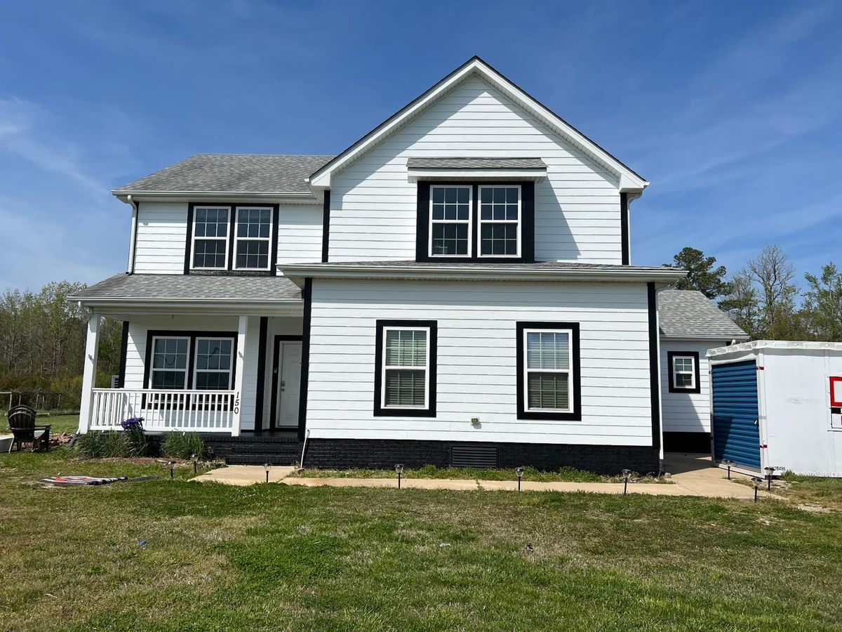 Routine House Wash Maintenance for Prime Time Pressure Washing & Roof Cleaning in Moyock, NC