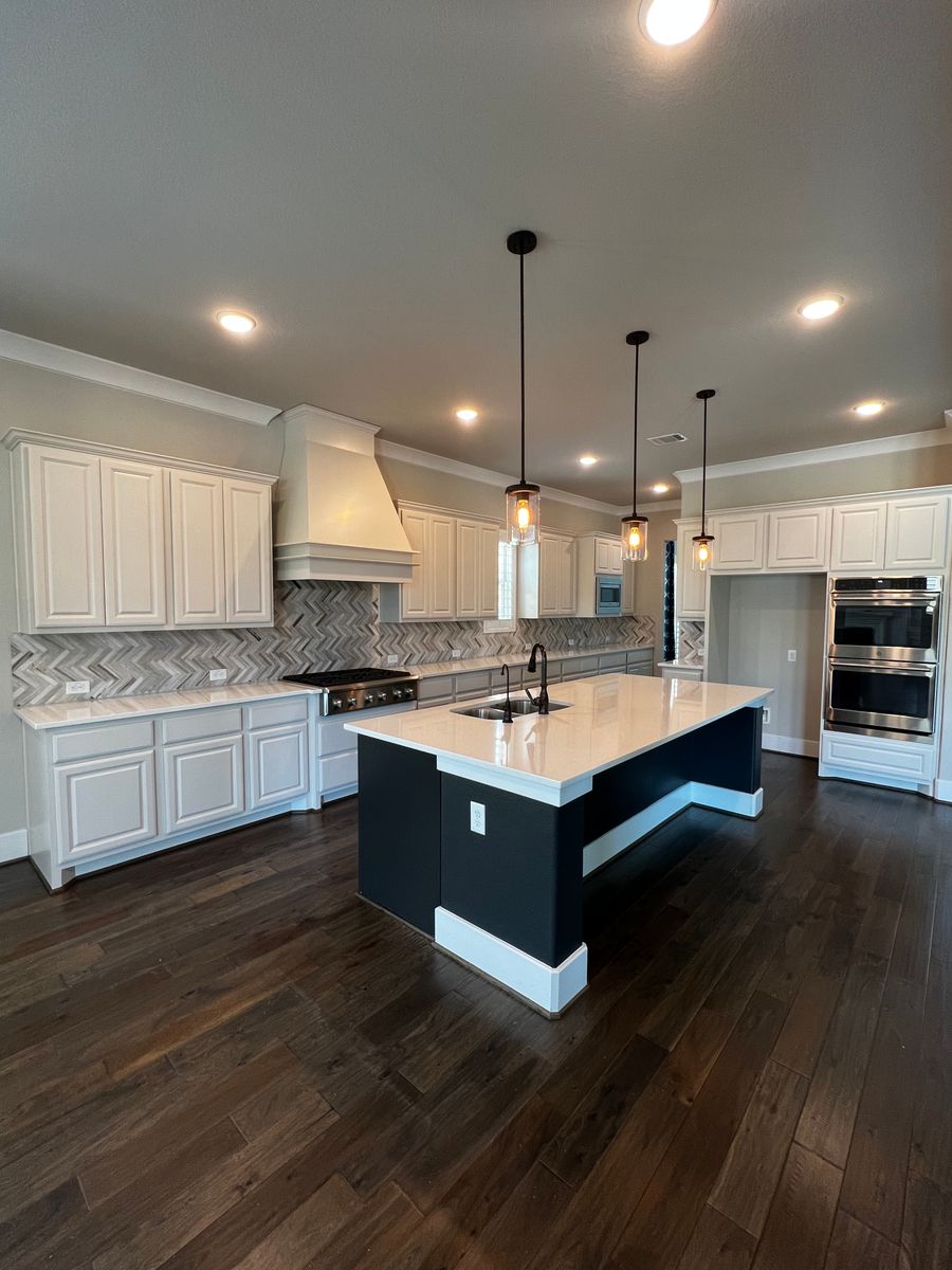 Kitchen Cabinet Painting for 911 Painters in Houston, TX