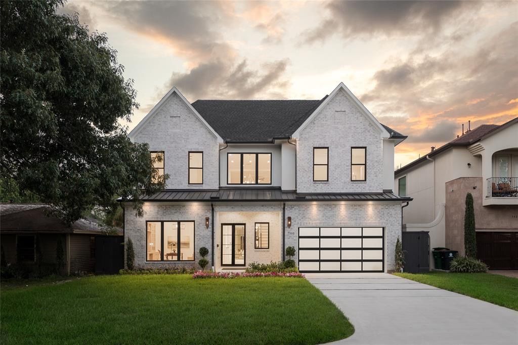 Custom Homes for Alpine Home and Construction in Madisonville, TX