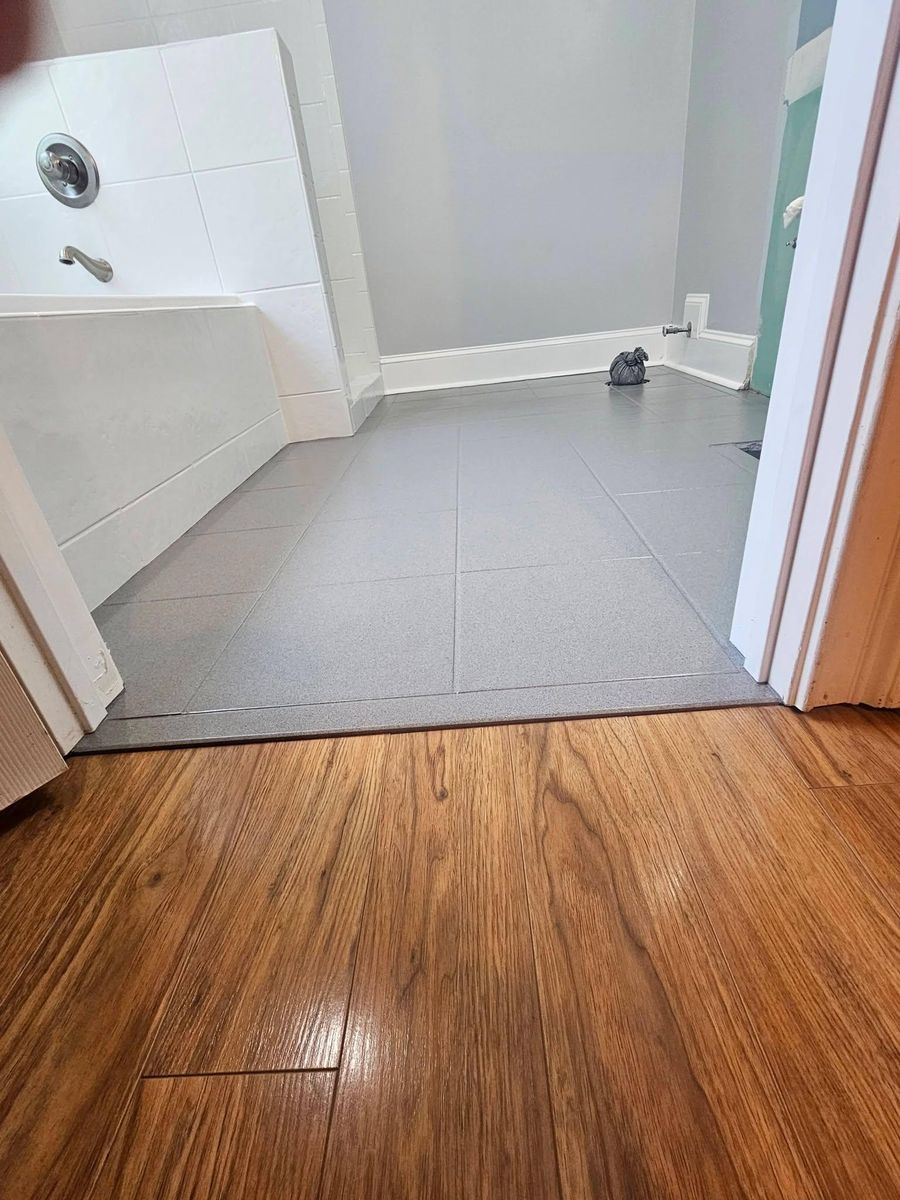 Tile Refinishing for Tub Life Resurfacing in Adairsville, GA