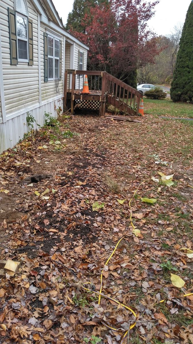 Fall Clean Up for Scott's Lawn Care and Landscaping LLC in Modena, NY