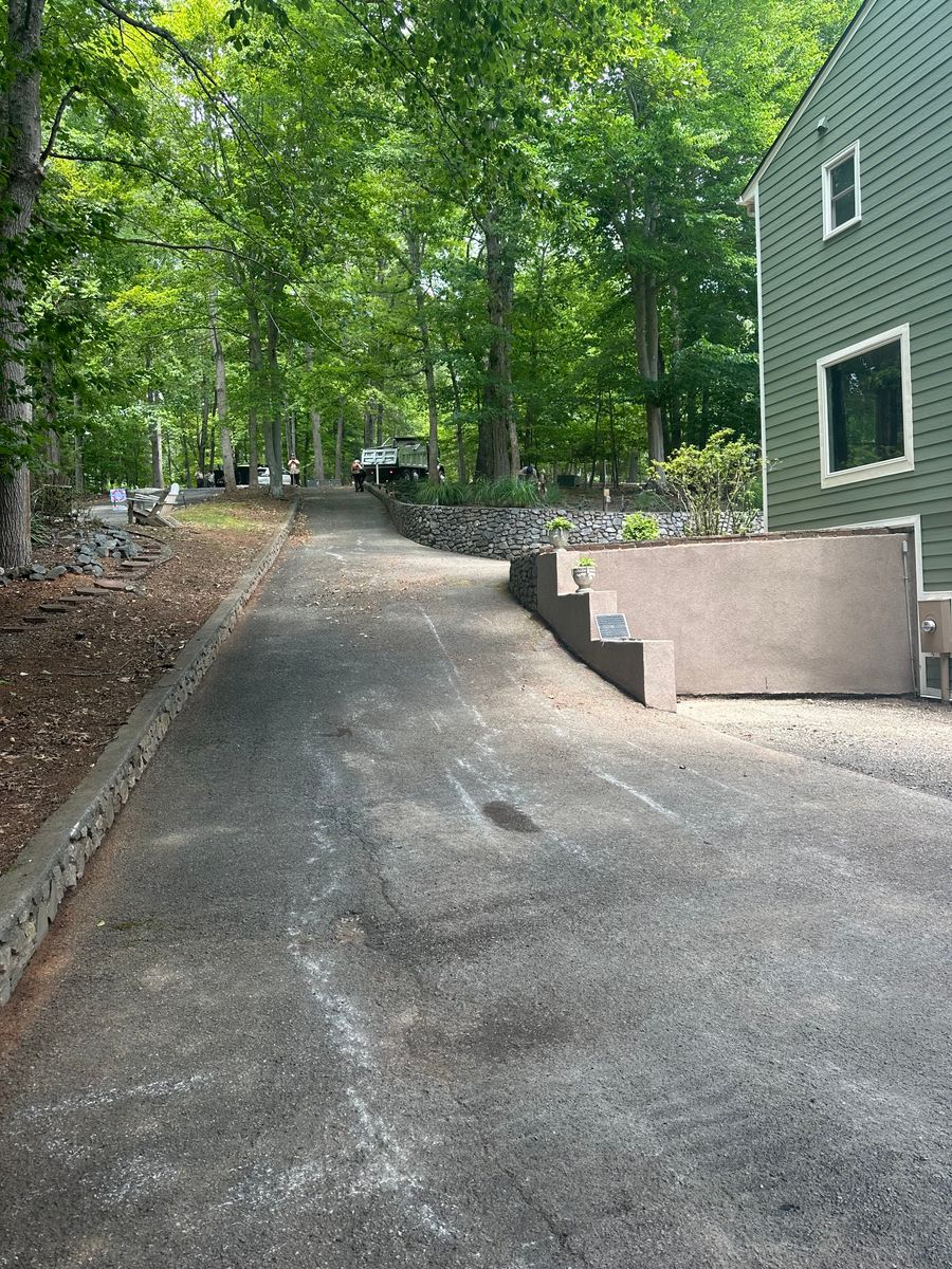 Asphalt Driveways for James R Carter Paving in Roanoke, VA