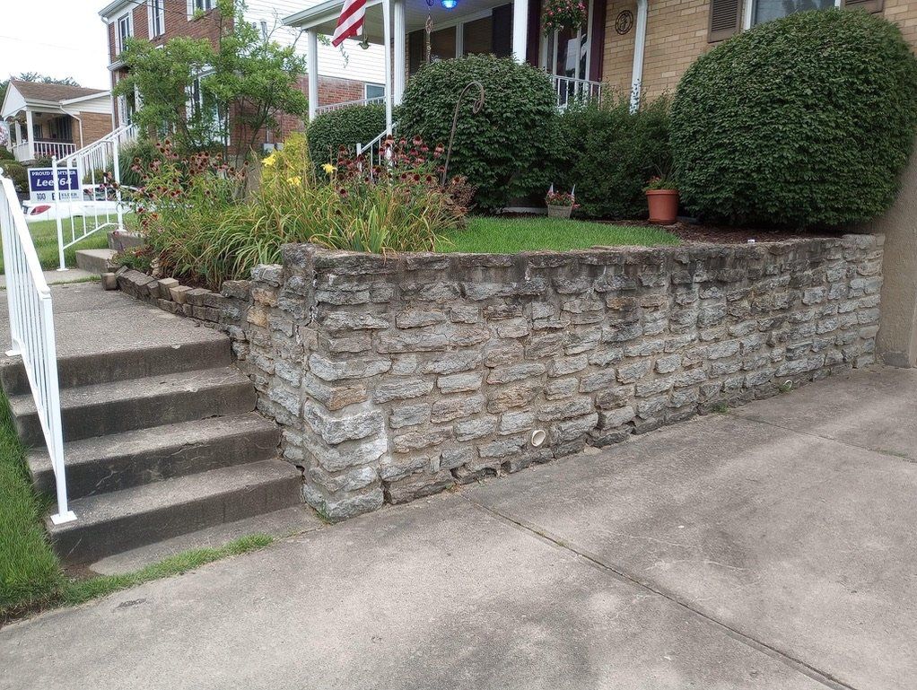 Outdoor Areas for K&R Landscaping - Commercial in Cincinnati, OH