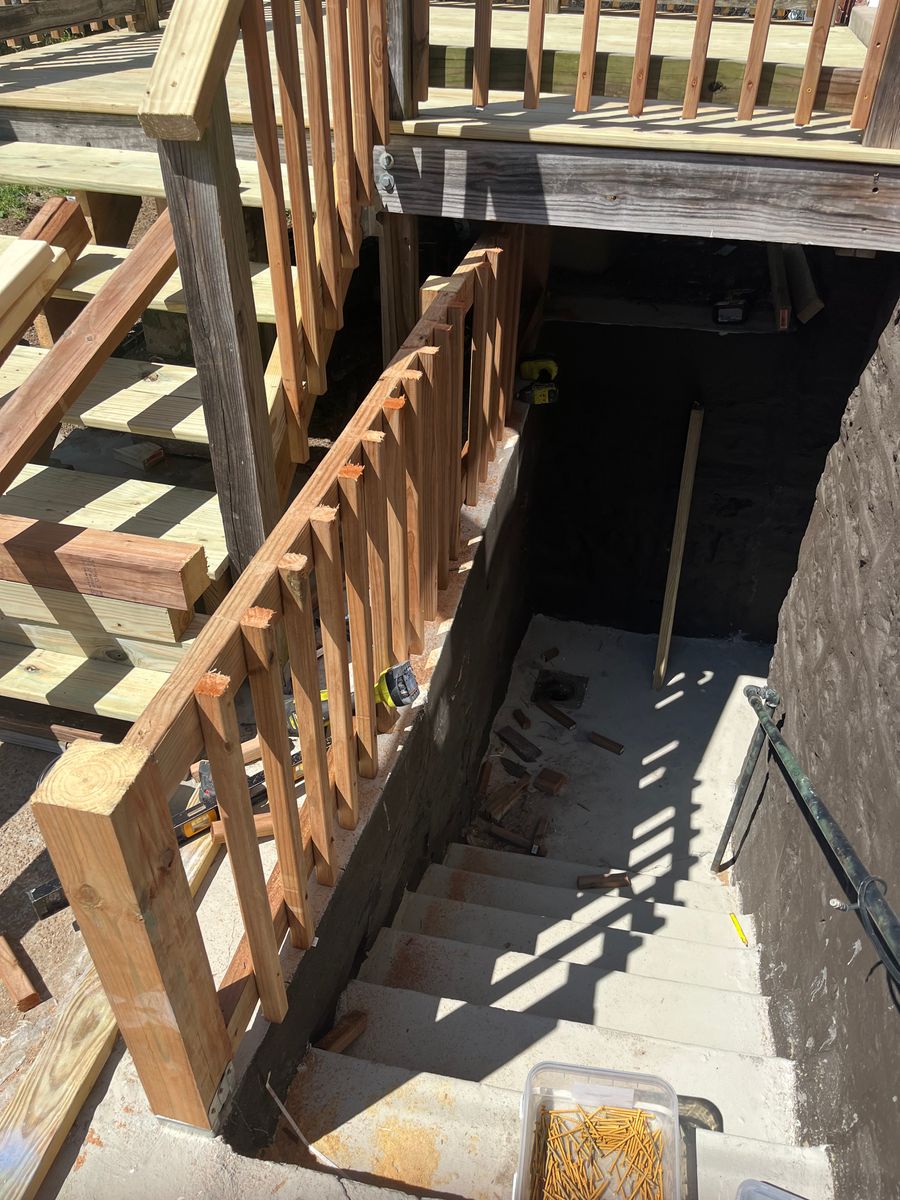 Deck and Patio Construction for WHL Construction in Moscow Mills, MO