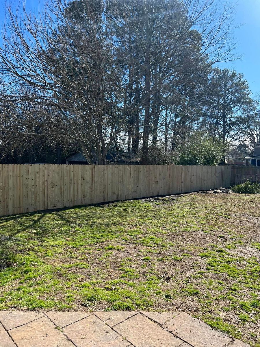 Fence Installation for TG Fencing LLC in Farmville, NC
