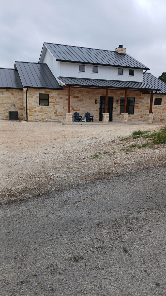 Custom Home Construction in Uvalde, TX for Thompson Construction in Uvalde County, TX
