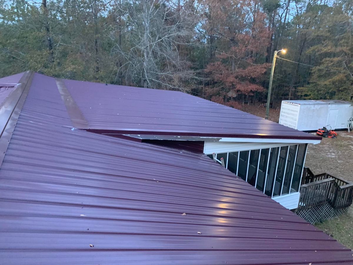 Metal Roofing for Roofing By Eubanks Home Improvements in Bethune, SC