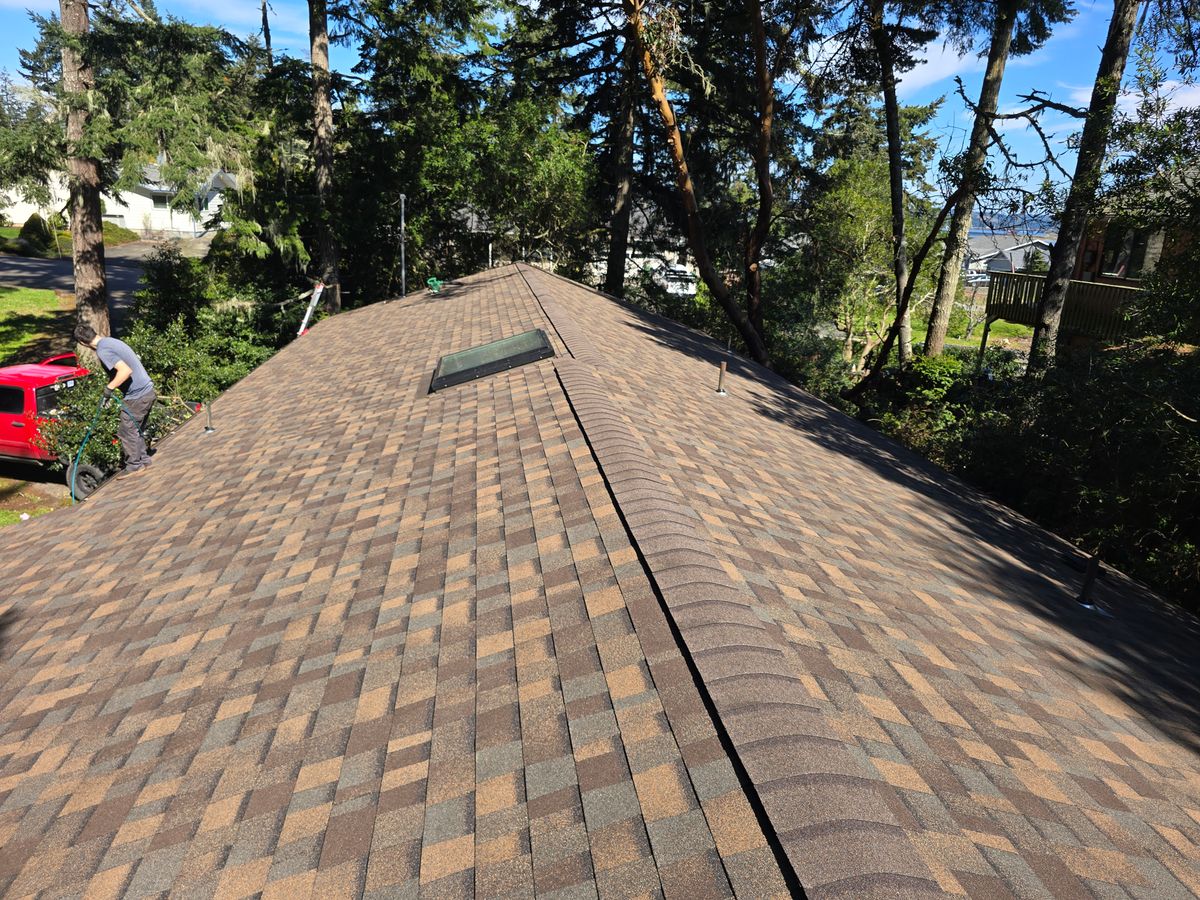 Roofing for Matthew Brooms Construction  in Coos Bay, OR