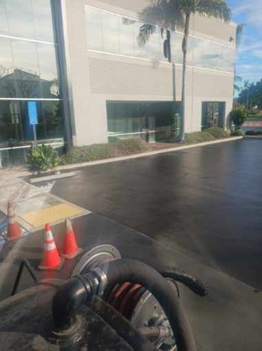Sealcoating for VenMor Asphalt Maintenance in Santa Paula, CA