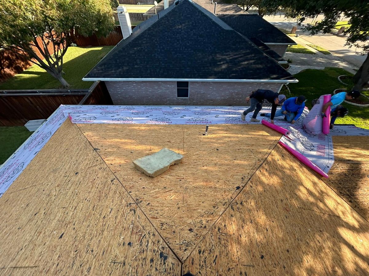 Roofing Installation for Royalty Contracting Roofing in Saginaw, TX