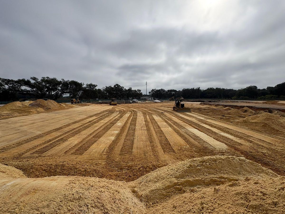 Hauling for South Lake Loader Service in Minneola, FL