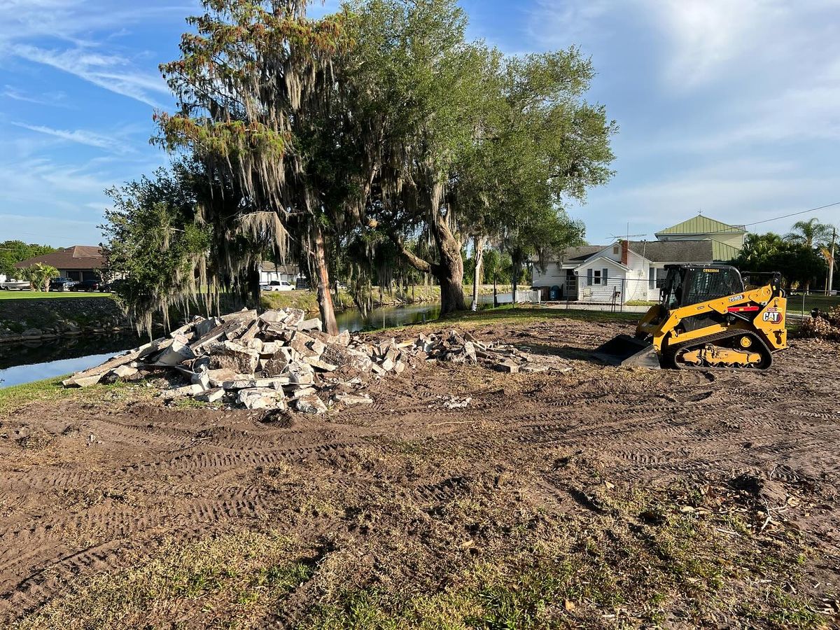 Demolition and Debris Removal for C & S Grading in Saint Cloud, FL