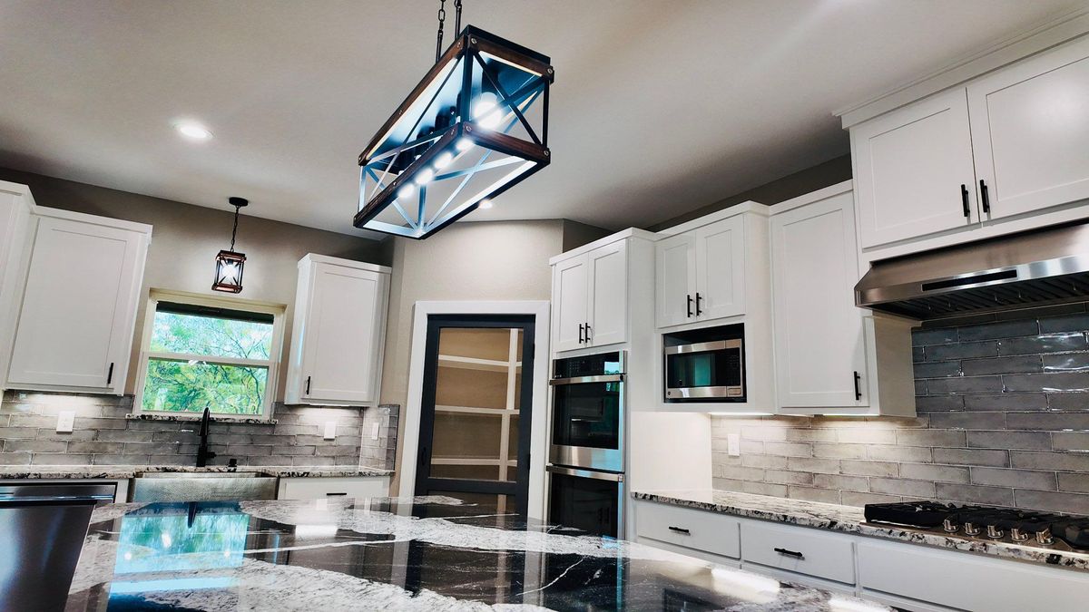 Frame to Finish for Reaves Custom Homes LLC in Jacksboro , TX