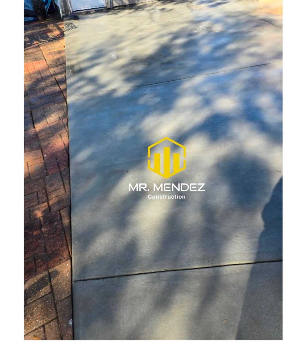 Concrete for Mr. Mendez's Construction in Houston, TX