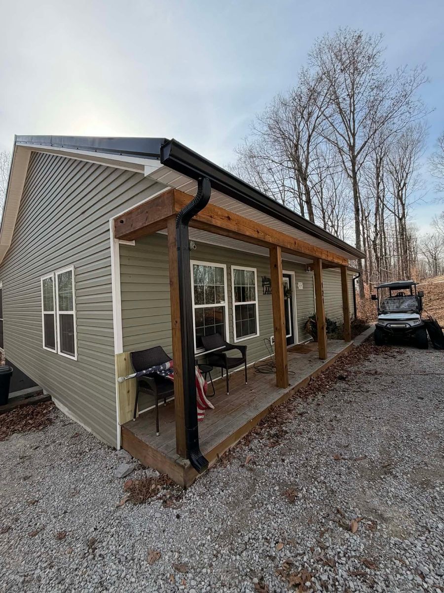 All forms of Siding metal and vynl for KY Gutter Pro & Specialty Roofing Systems in Monticello, KY