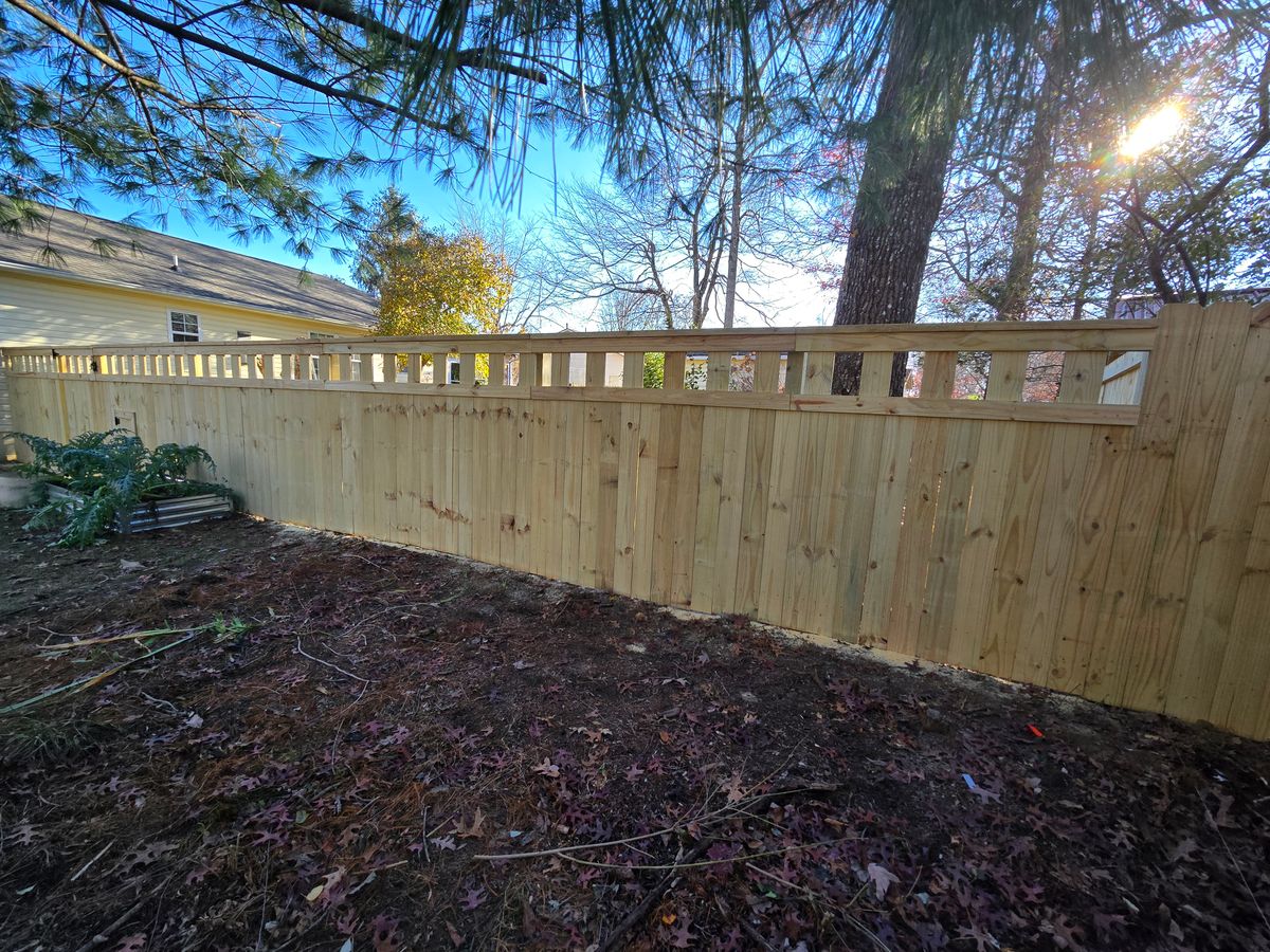 Wood Fence for Southern Town & Country Fence in Sparta, TN