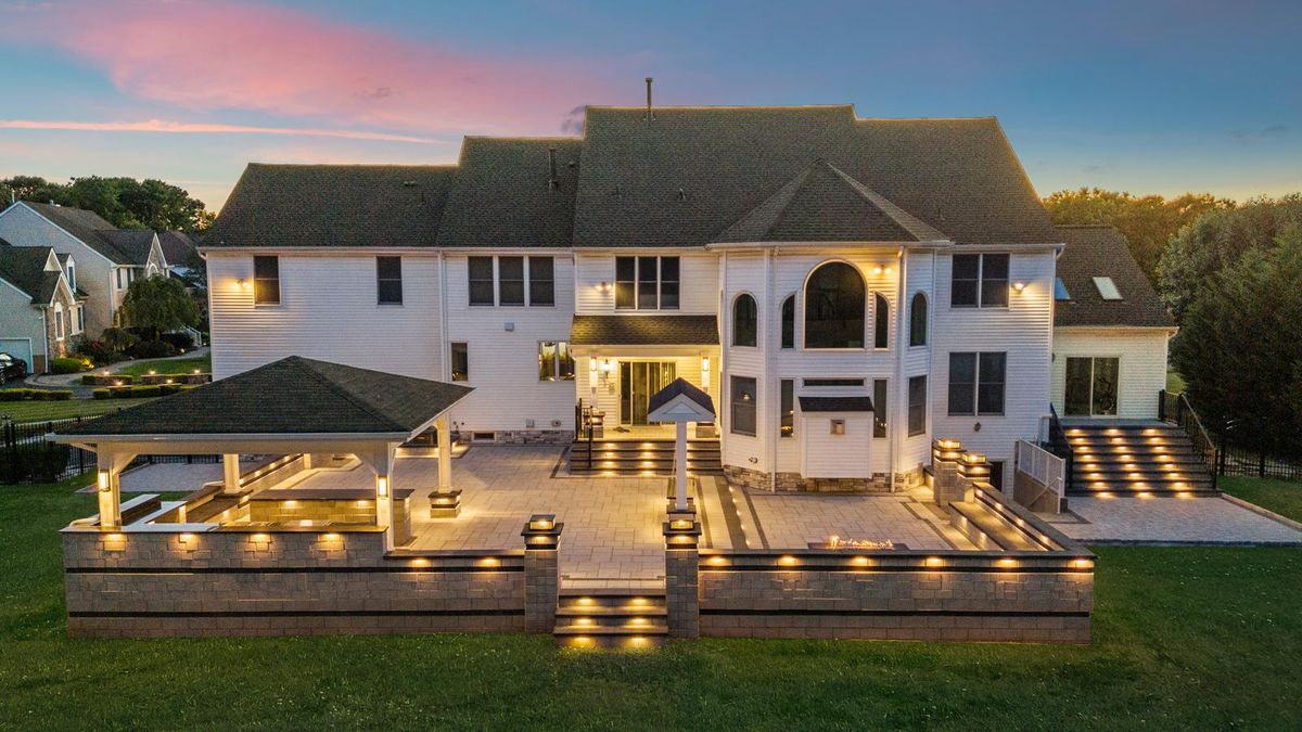 Paver Patios for Buildsmore Contracting Inc in East Windsor Township, NJ