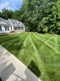 Residential & Commercial Lawn Care for Gallimore’s Lawn Care in Thomasville, NC