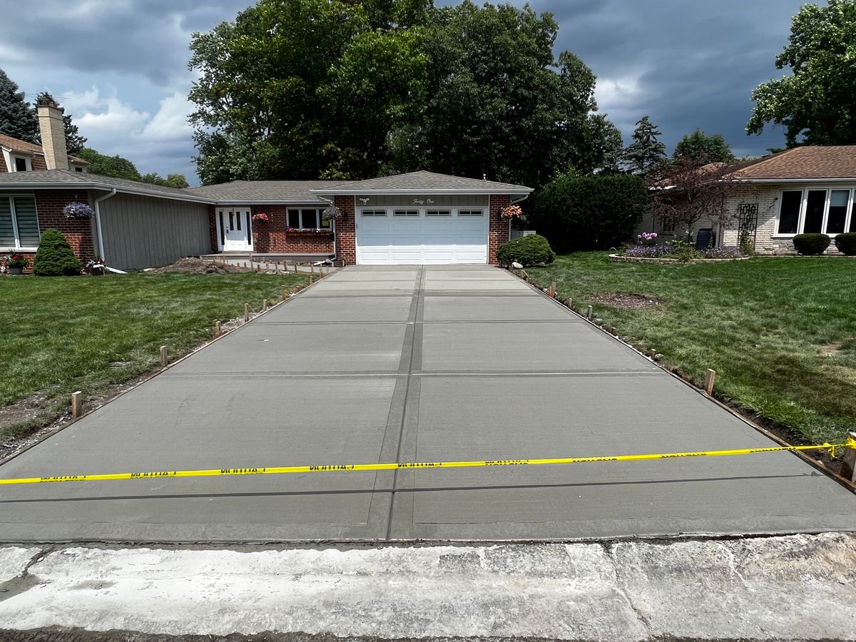 Concrete Driveways for Onyx Concrete Contractors in Chicago, IL