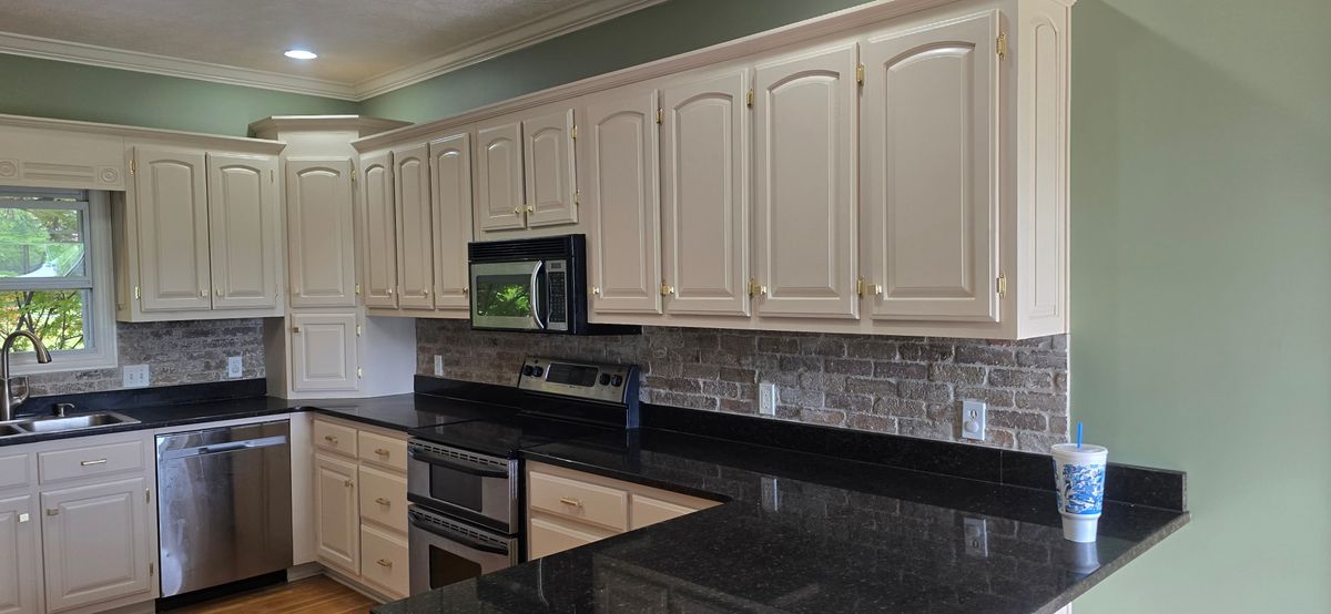 Kitchen and Cabinet Refinishing for Second Chance Painting  in McMinnville, TN