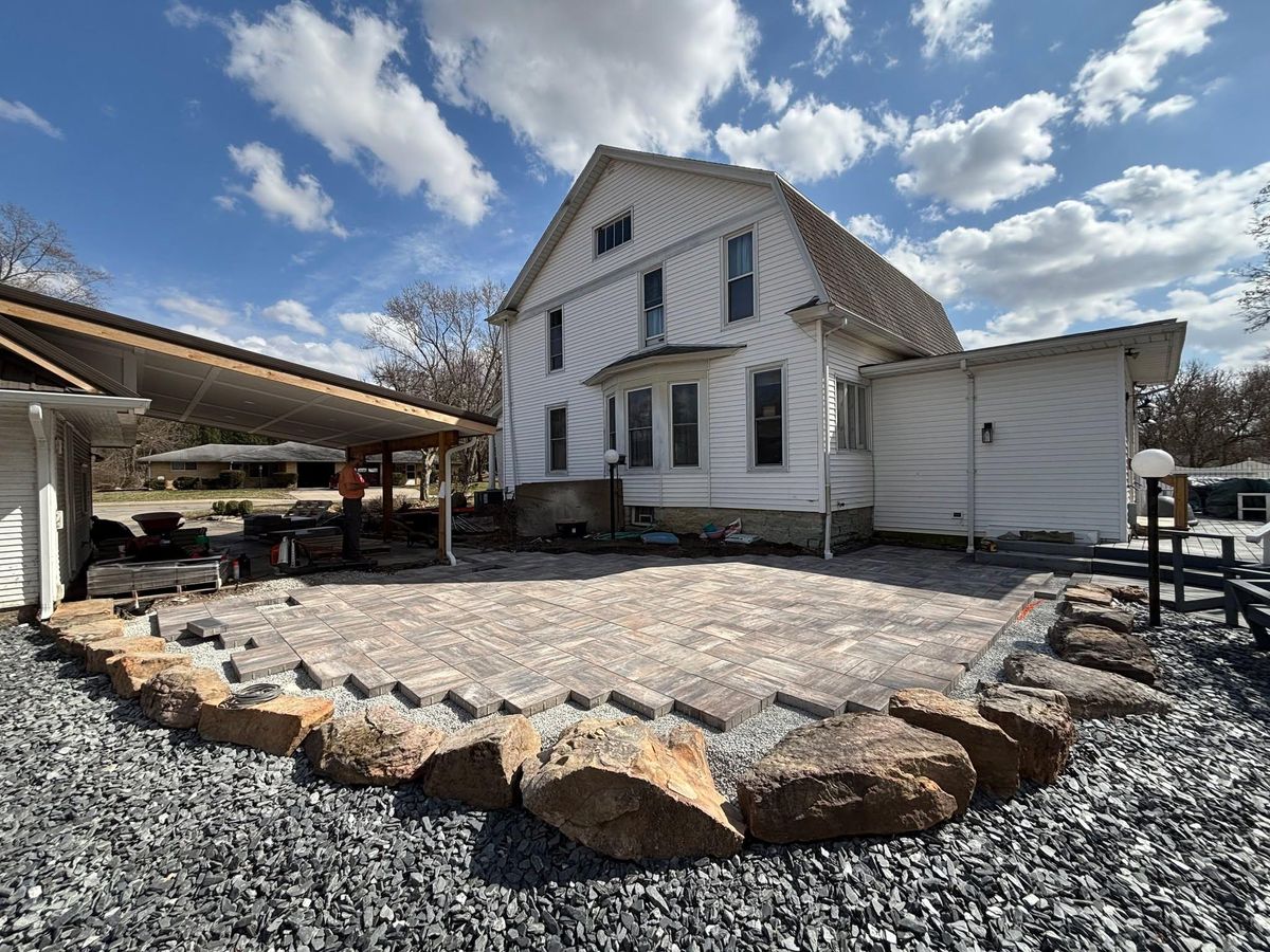 Landscape Design and Installation for Showplace Lawncare & Landscaping, Inc. in Pendleton , IN