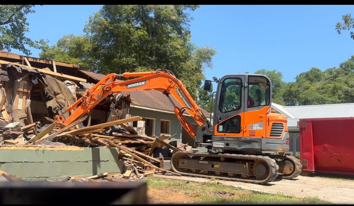 Demolition Services for Mendoza Demolition Group in Unadilla, GA