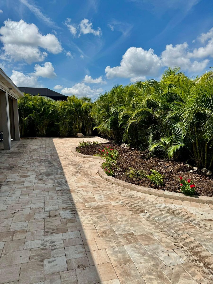 Land Grading for Shoreside Property Services in Apollo Beach, FL