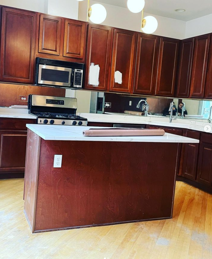 Kitchen and Cabinet Refinishing for S.V.C Painting & DrywallCo in Glen Ellyn, Illinois