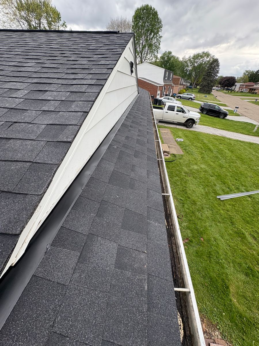 Roofing Installation for Rise Above Roofing in Stow, OH