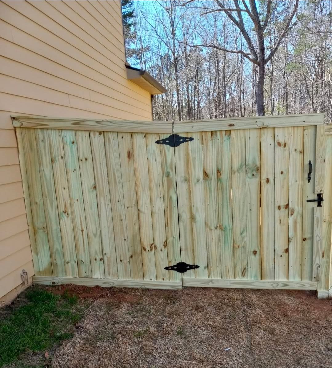 Fencing for All Out Construction in Atlanta, GA