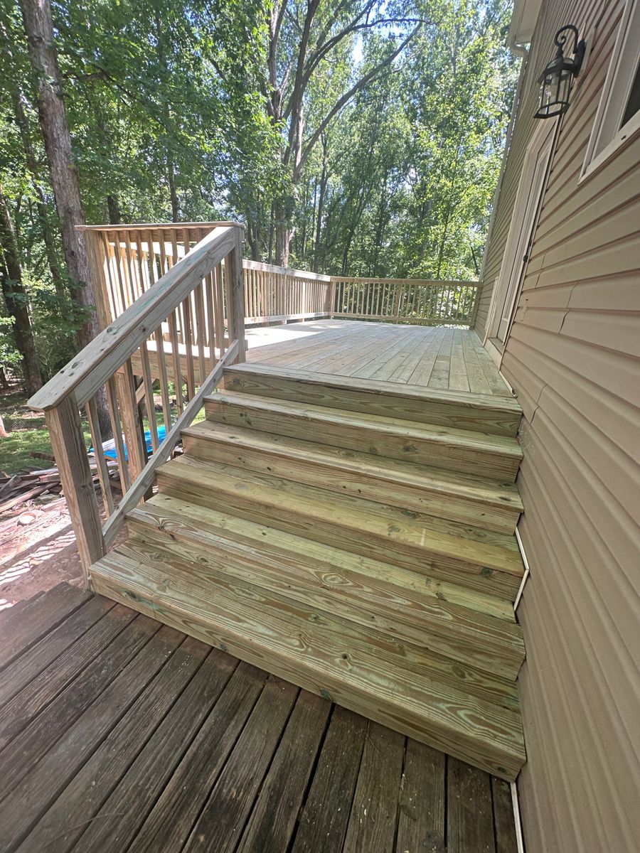 Fencing for JDP Construction Group in McDonough, GA